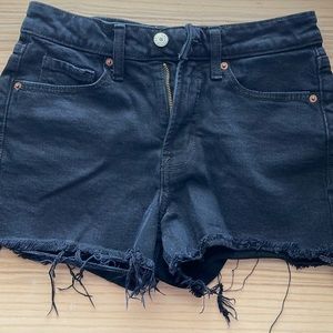 Old Navy high-rise O.G straight, secret smooth pockets, black denim shorts